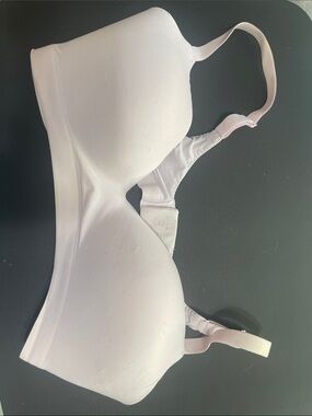 128. Soma Light Pink Seamless T-Shirt Bra-Bundle and Save❤️❤️❤️